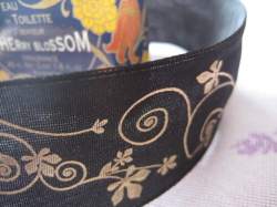 フランス製リボン・グローリアス